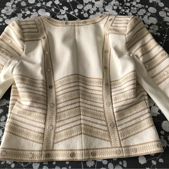 BCBG MAXAZRIA RUNWAY JACKET💛 - Picture 11 of 16